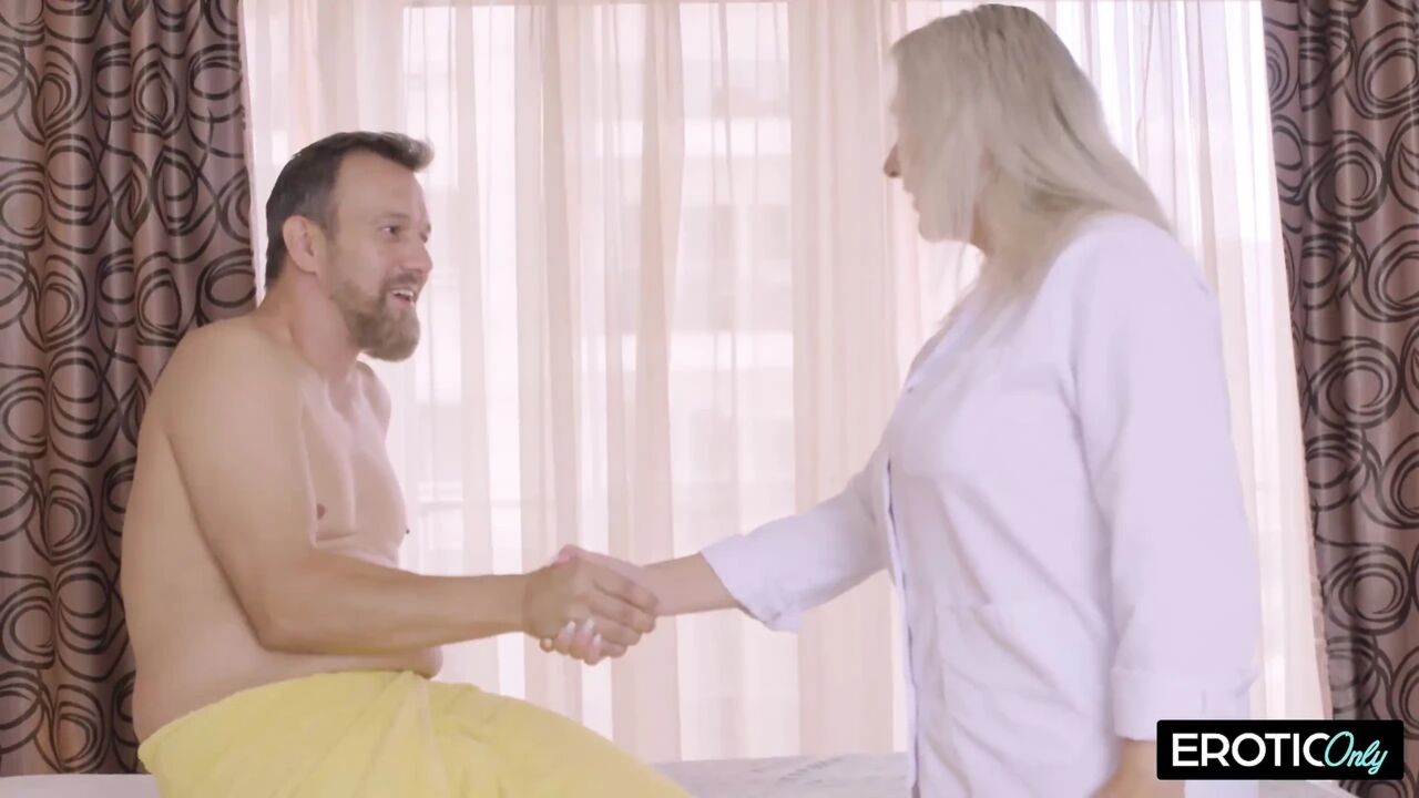 Stepmommy's Milk Tits Jiggle Horny While Fucking