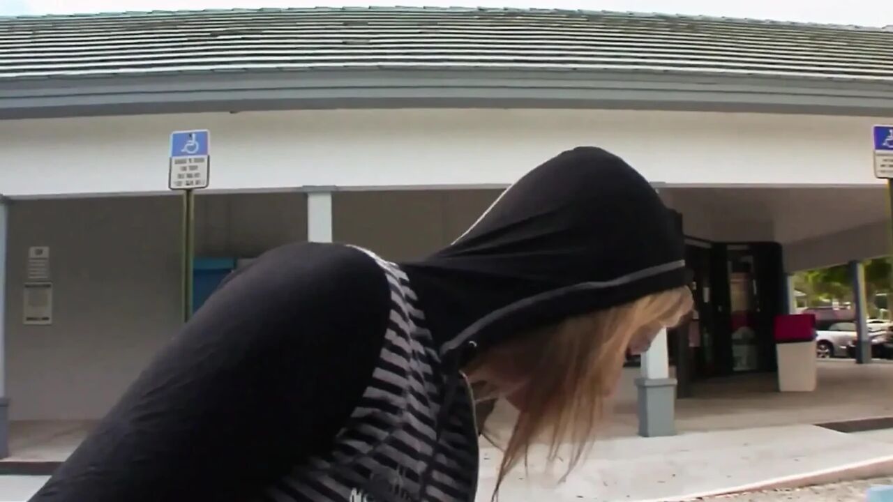 Blonde Cum-hungry Slut Gets a Rough Fuck in Her Tight Pussy and a Hot Cumshot Right in Her Face