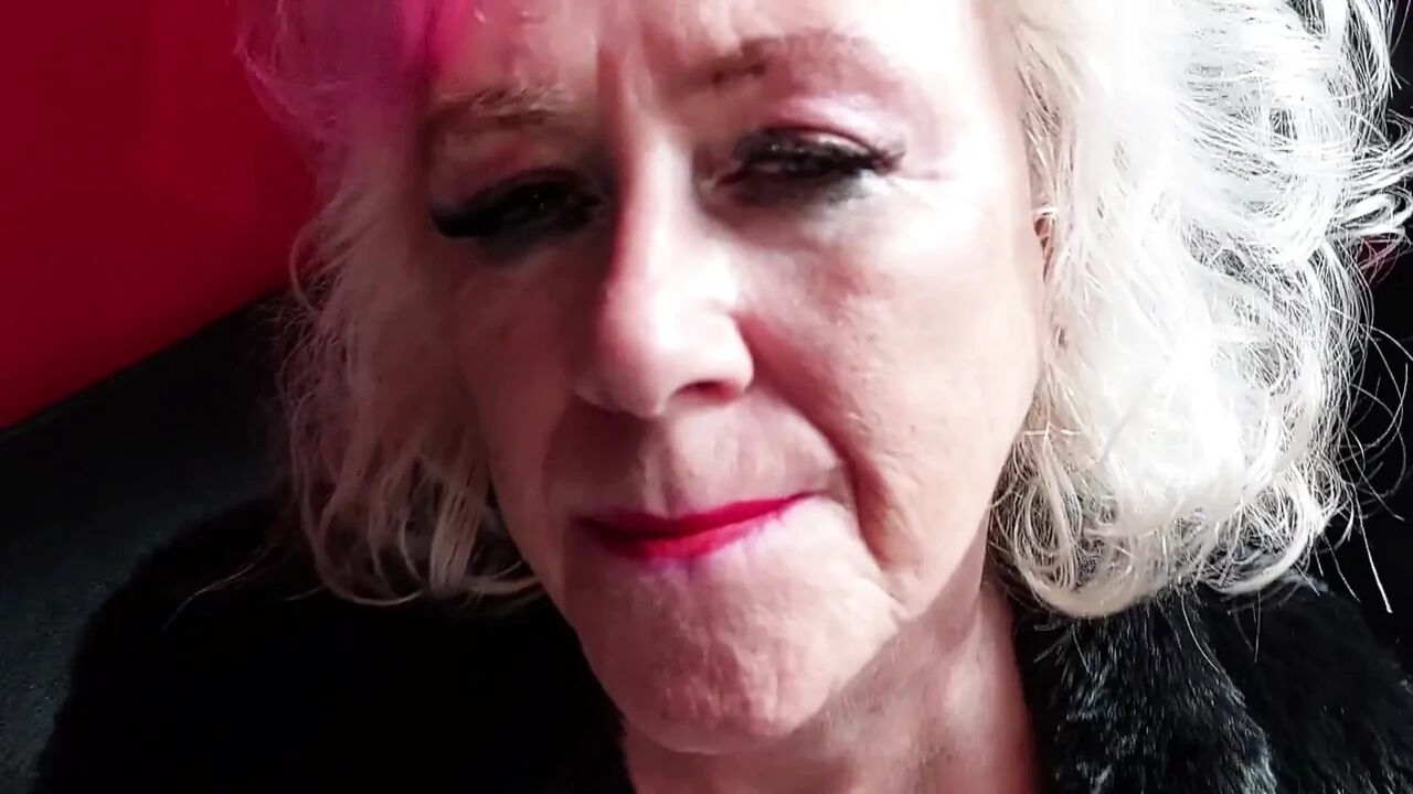 Hottest German Granny Is Hotter Than Usual and Wants Fun!