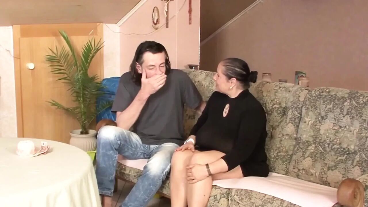 Mature Granny with Big Tits Gets a Hot Cock to Fuck and Suck