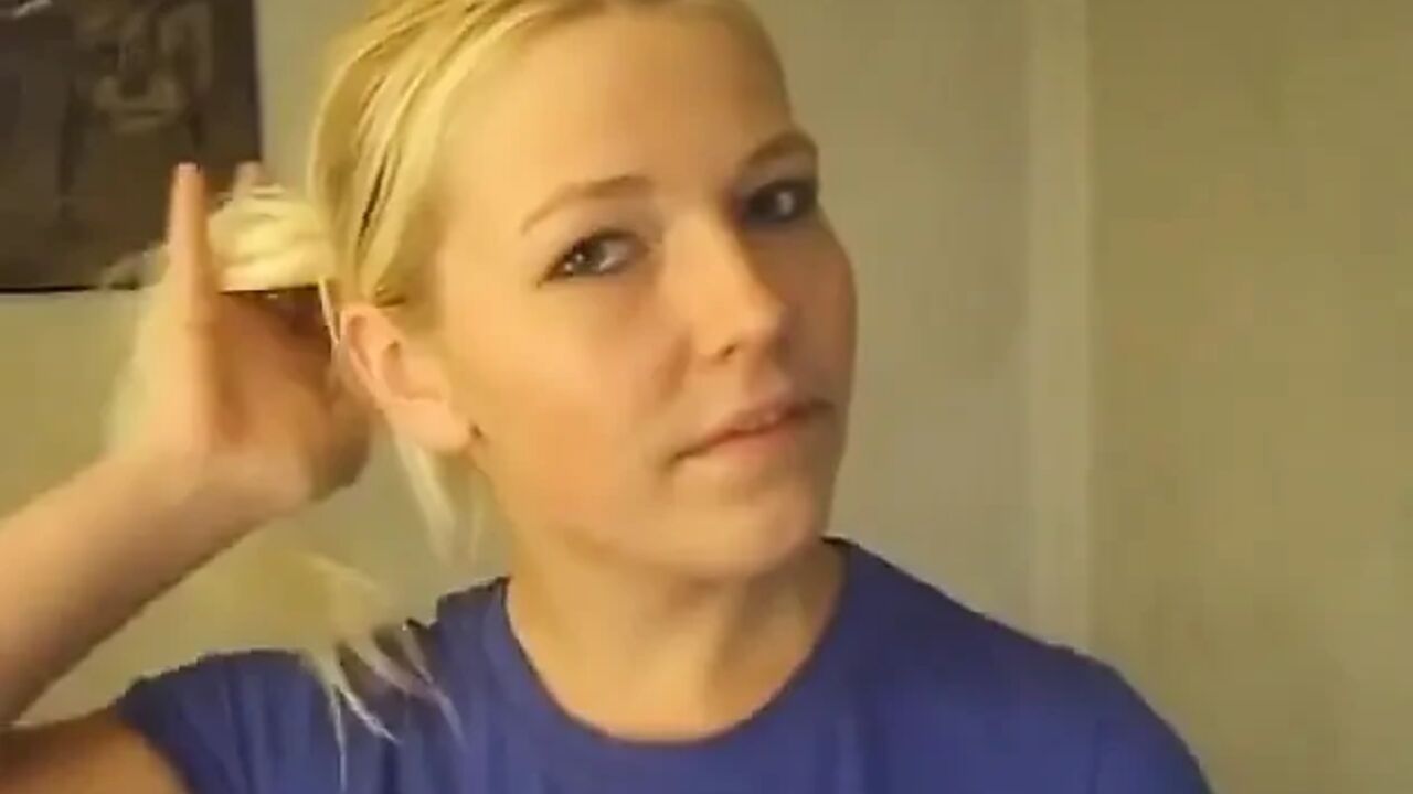 Amateur blonde loves orally pleasuring big dicks
