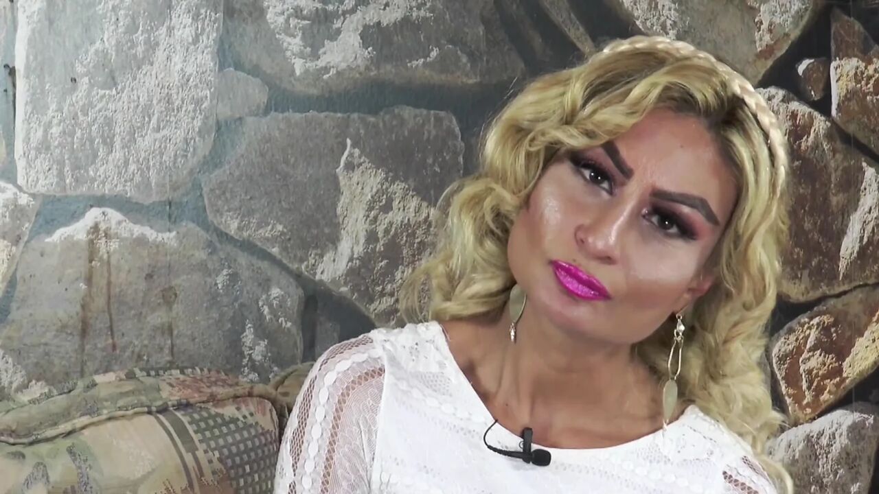When u see such milf in so sexy white body-fishnets,u just have to fuck her, she is must-fuck