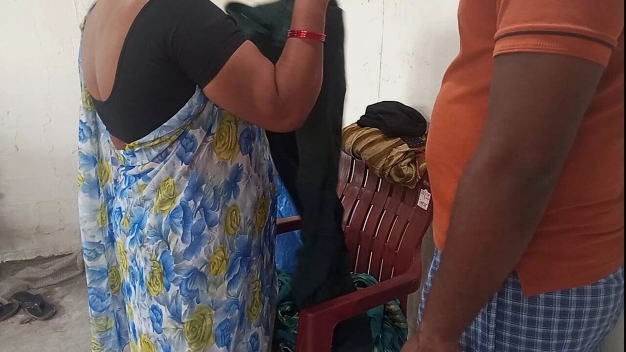 Maid caught red handedly while stealing the chain