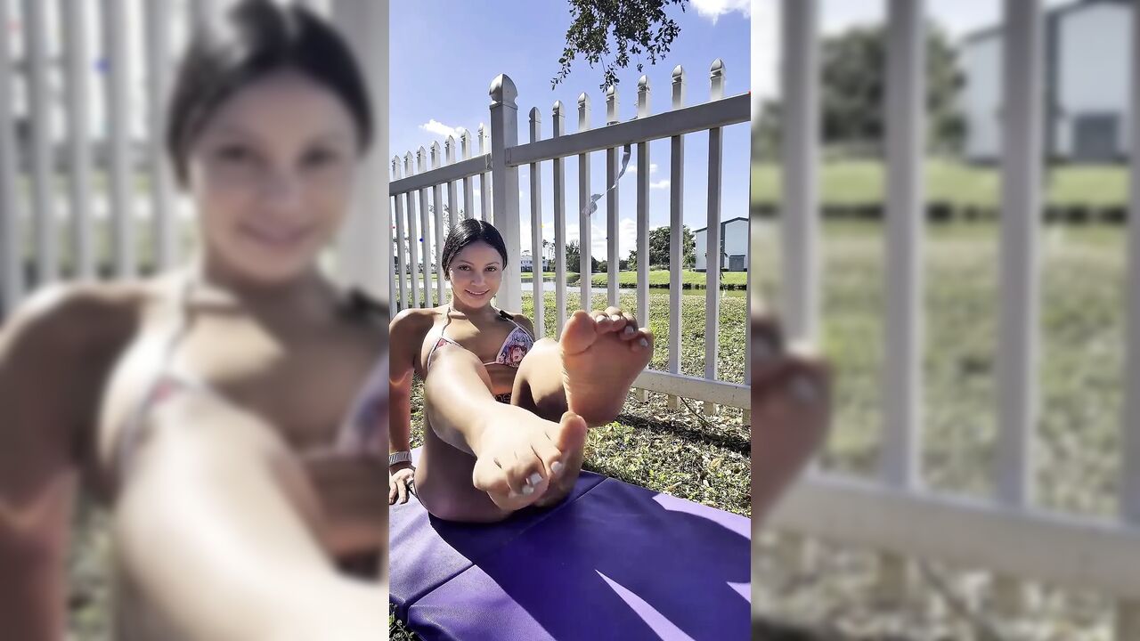 Curvy Latina Oiled up Footjob JOI - Outdoor Dildo Footjob