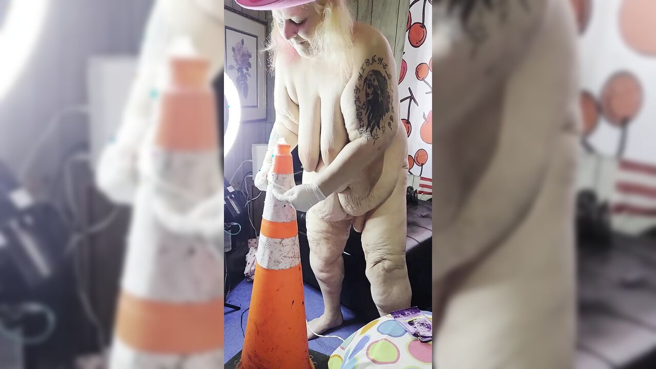 Whore Hopping on That Construction Cone When Shes Alone