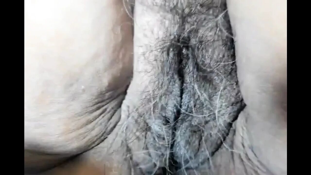 I Had an Orgasm From Giving My Pussy a Good Fingering & Using My Very Old Dildo.