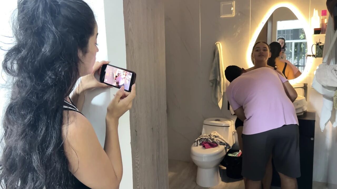I WAS UNFAITHFUL TO MY WIFE WITH A BIG ASS (I COULDN'T RESIST THE MAID)
