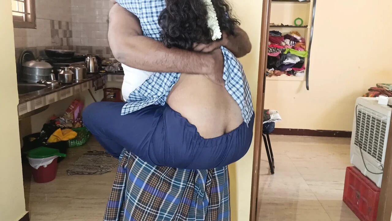 South Indian school student uniform viral video