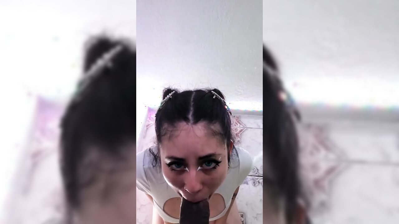 Colombian Cutie Makes Me Cum on Her Small Tits, She Loves My Cum!
