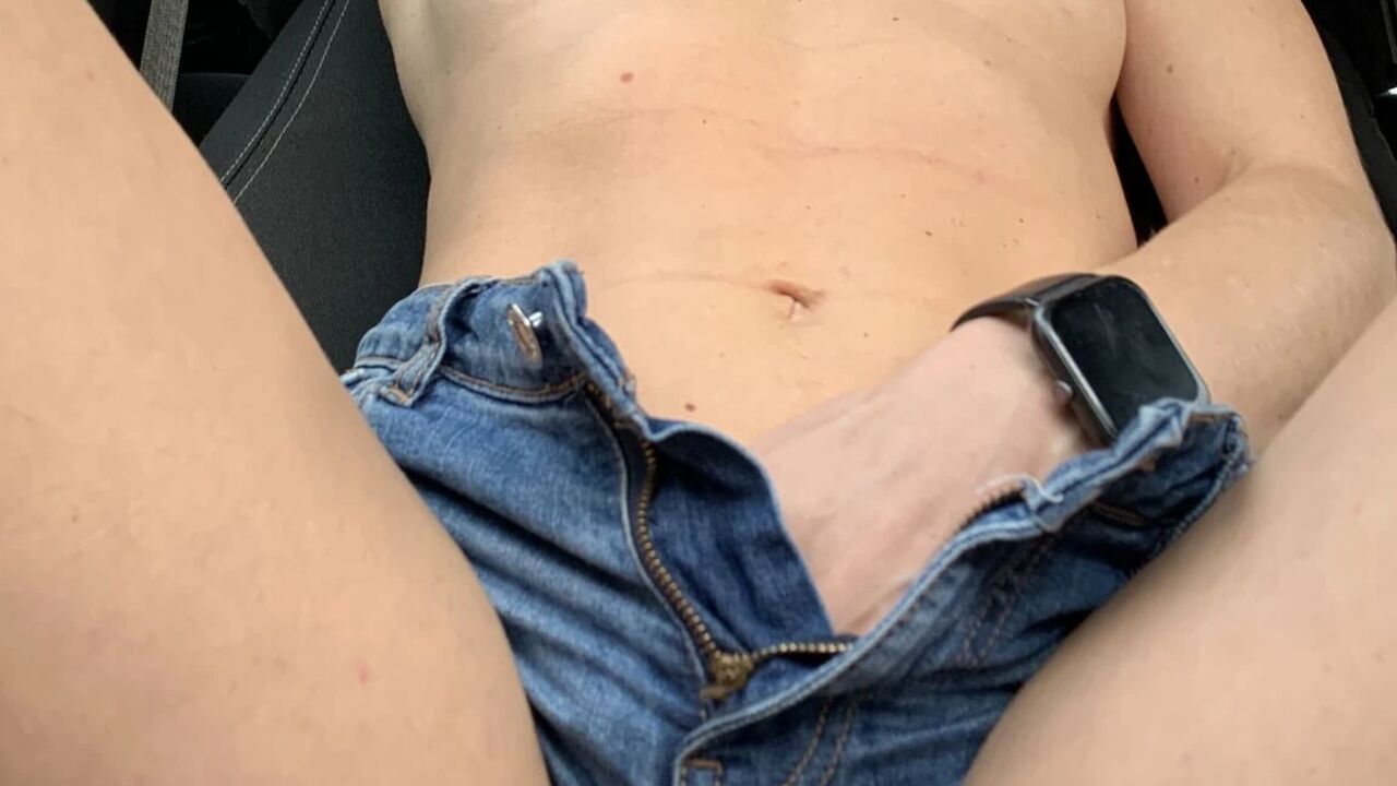White Tshirt Jeans Sperm Squirt in Car