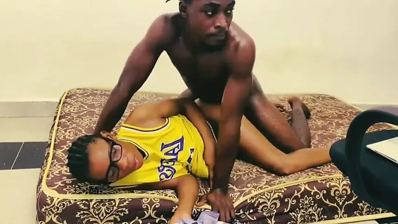 Man Fucked Petite Babe