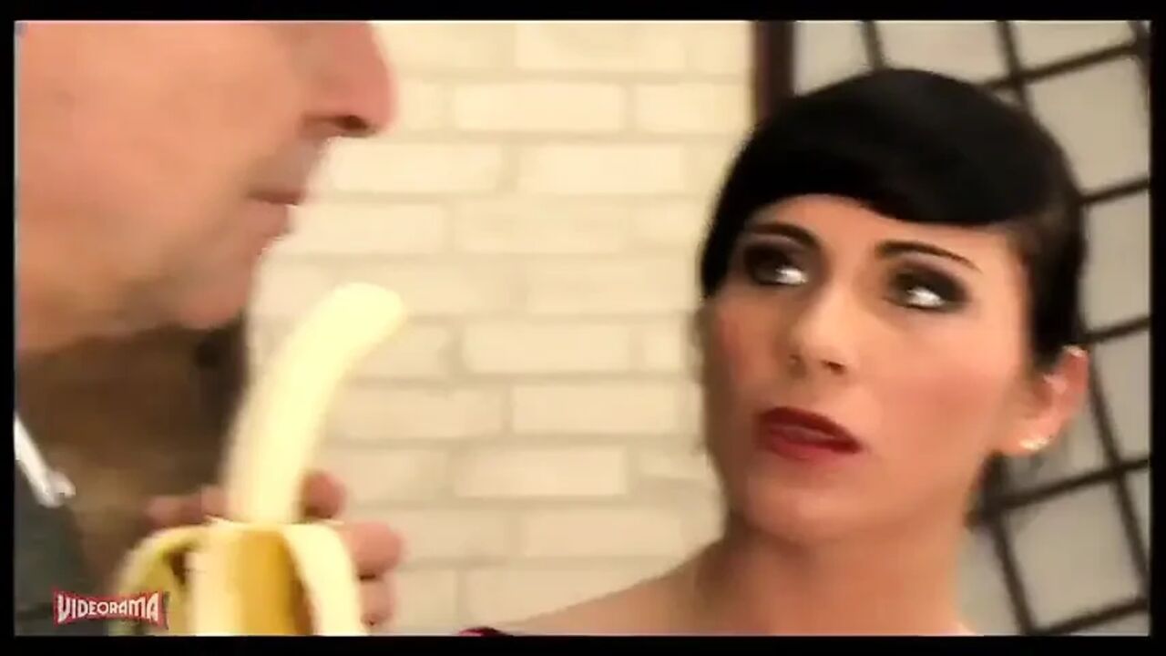 Fake Tits, Bodybuilder Friend, Banana