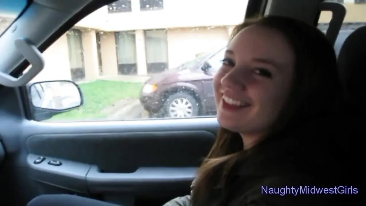 Keelie - Catholic College Girl 1st Porn