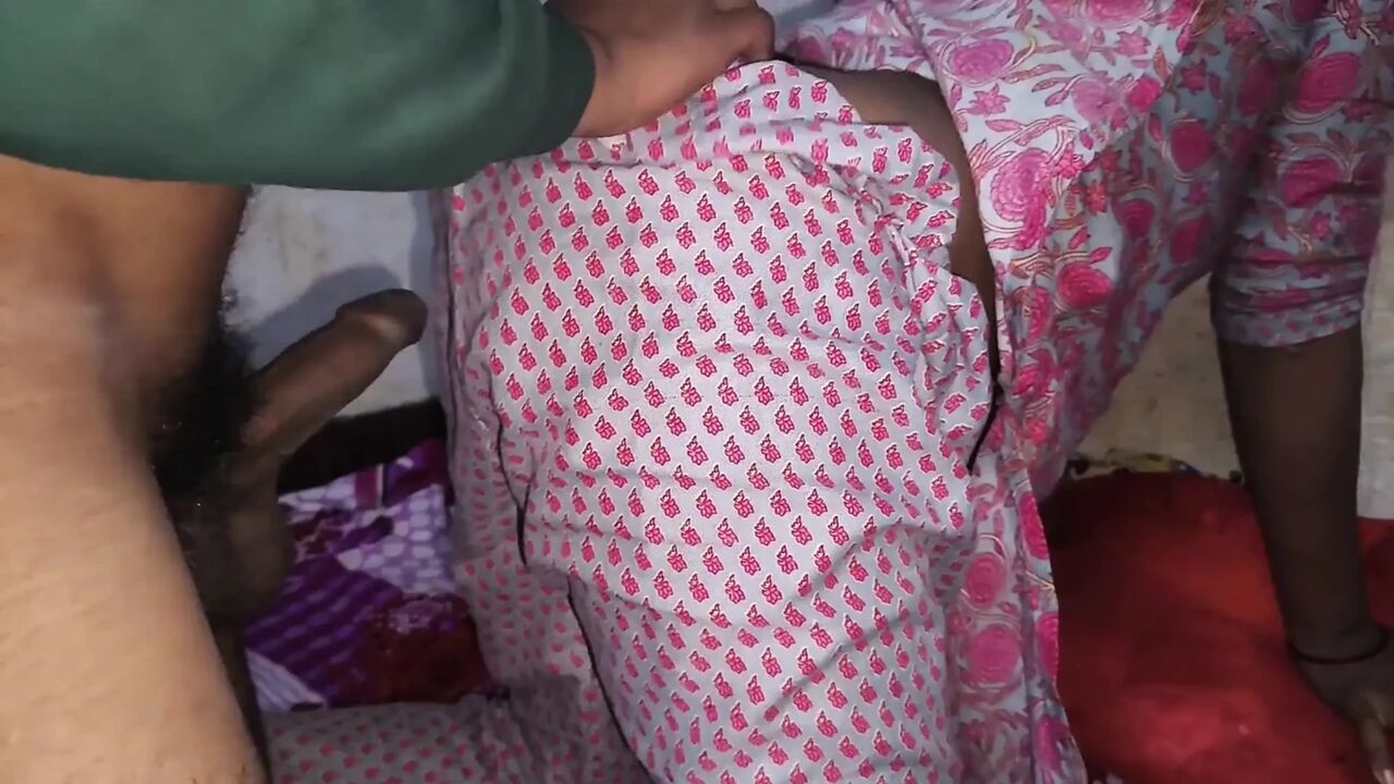 Desi Indian Girl Fucking Doggy Style Hindi