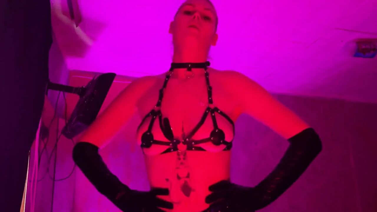 Latex Dominatrix - Strap-on, Whip & Absolute Obedience Tease