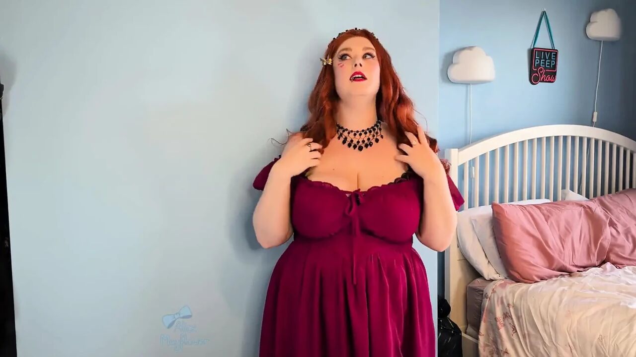 A Valentine's Day Seduction - Solo Girl