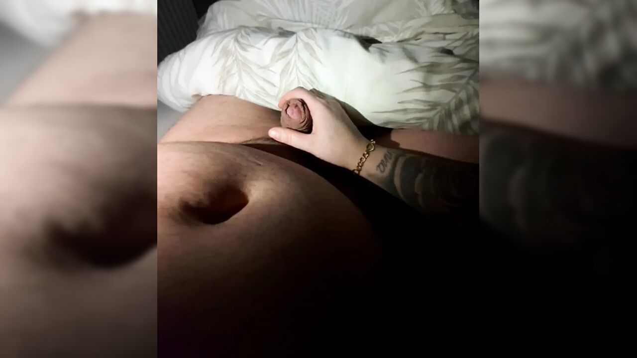 Horny Step Mom play with Step Son Big Cock in Fast Speed Handjob