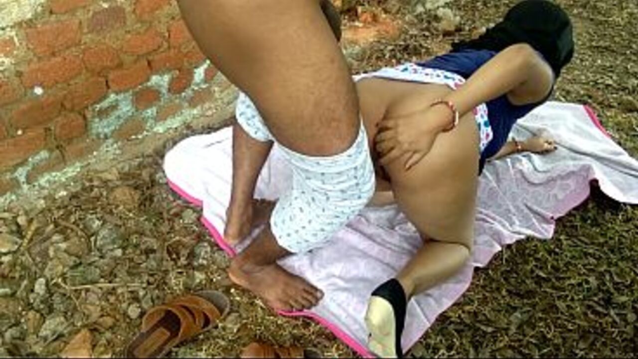 Stepmom's secret masturbation in the woods turns xxx fuck with a stranger