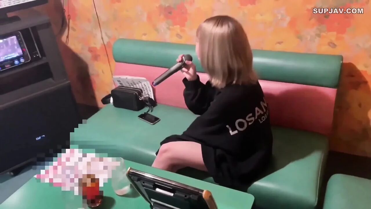 Skinny Gal Karaoke Fuck