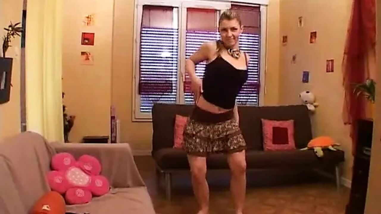 Ariane plays with dildo
