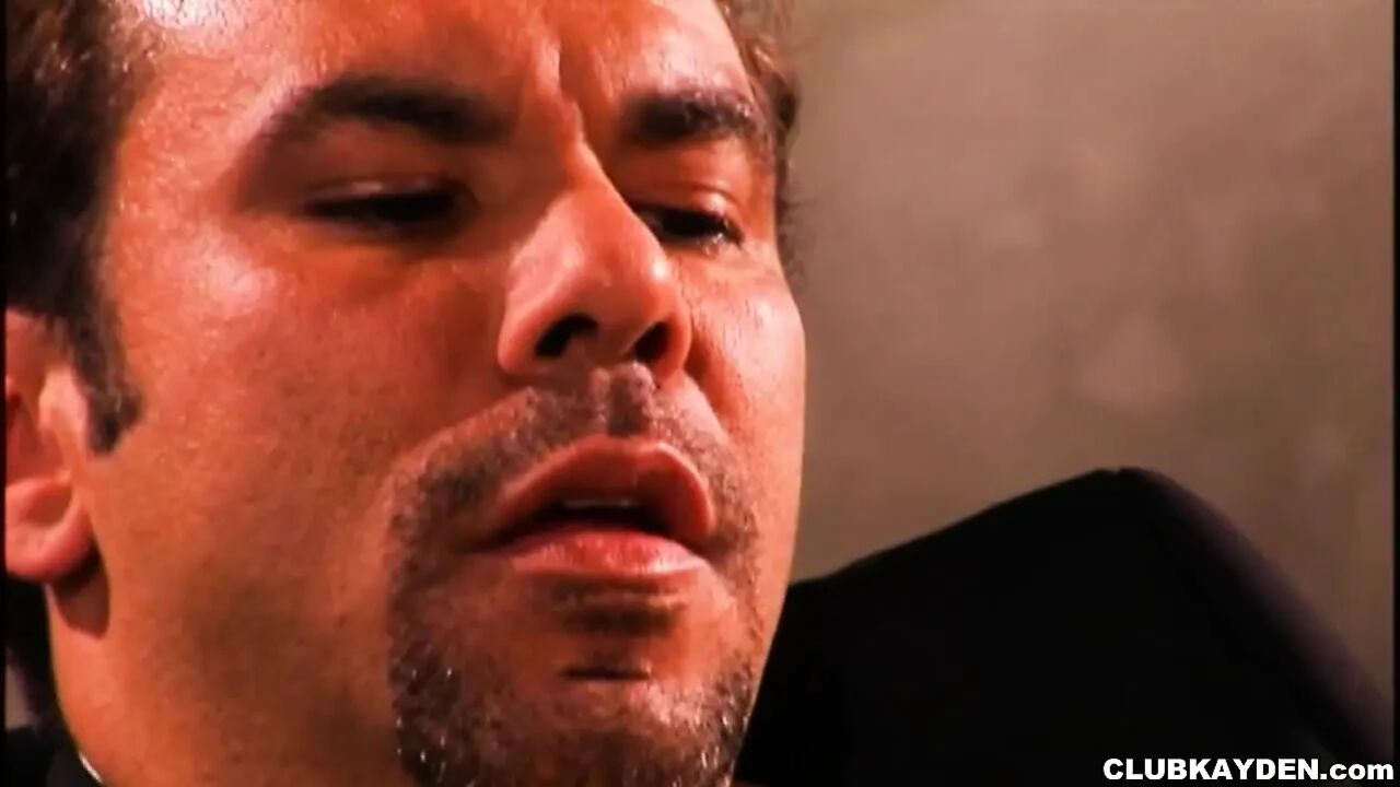 Kayden Kross Gets a Good Hard Fucking and Big Cumshot