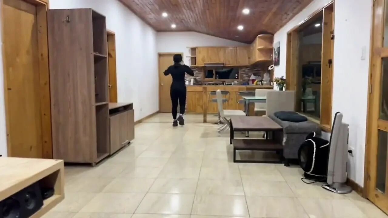 Cute Girl Is Hydrated and Fucked in the Ass
