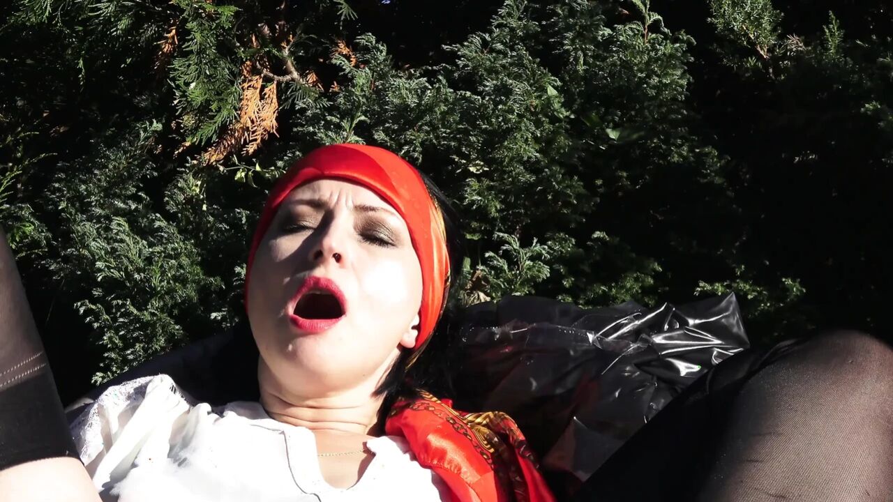 Wanilianna's Indian Summer Part 2 in 4K
