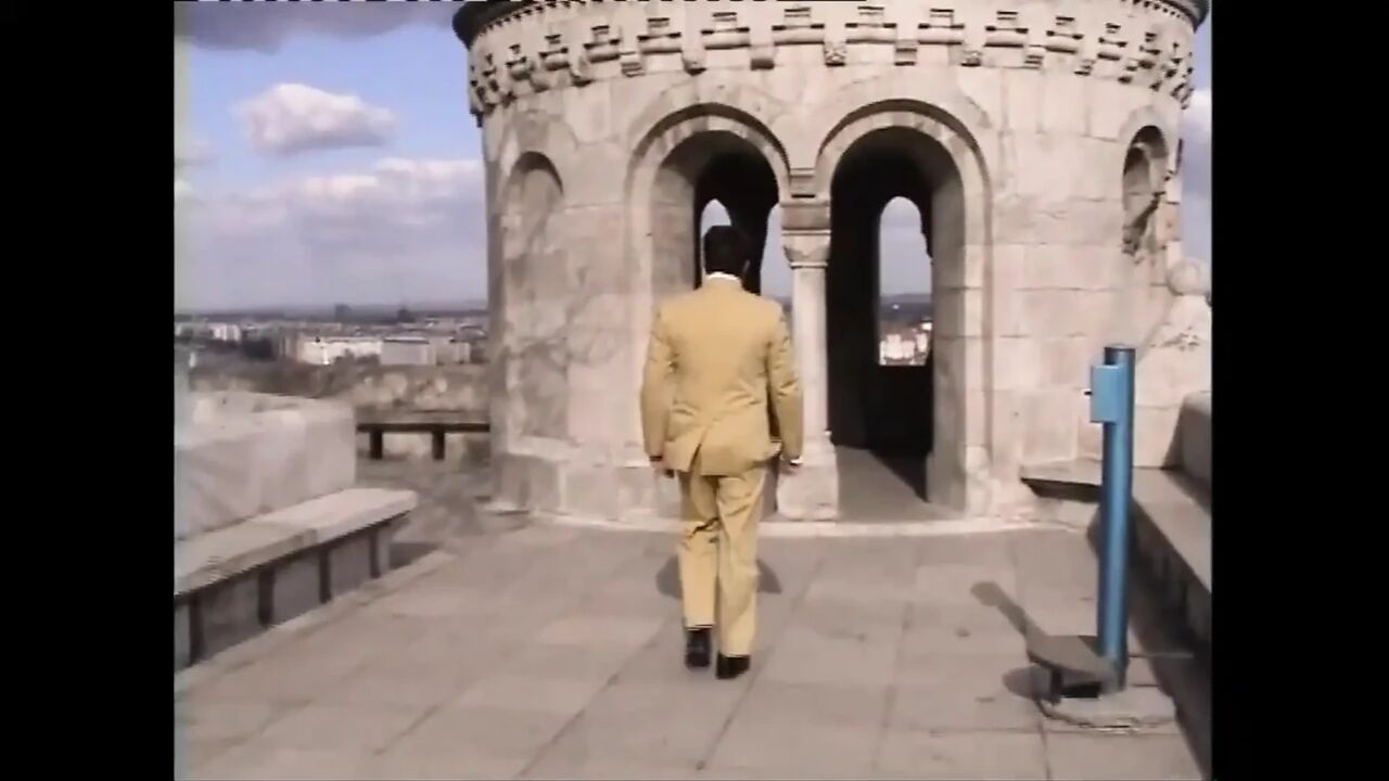 Claudia in the Castle