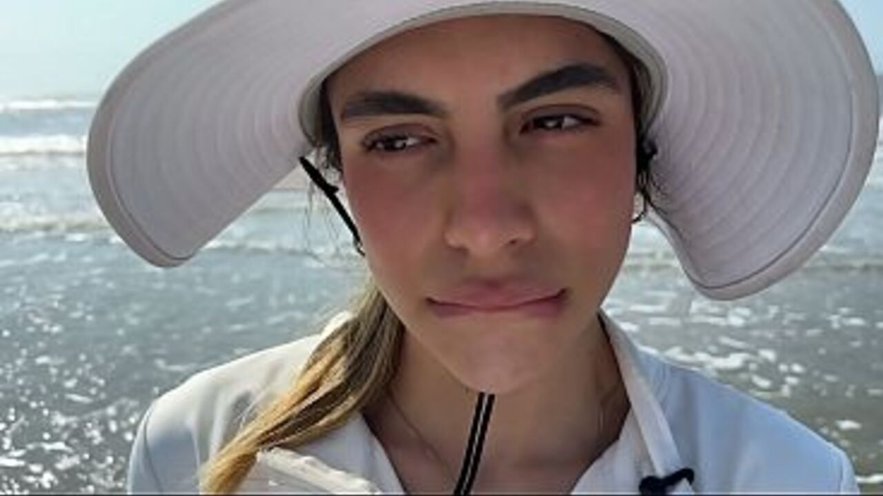 I FUCK MY STEPSISTER after a day at the beach with the house to myself