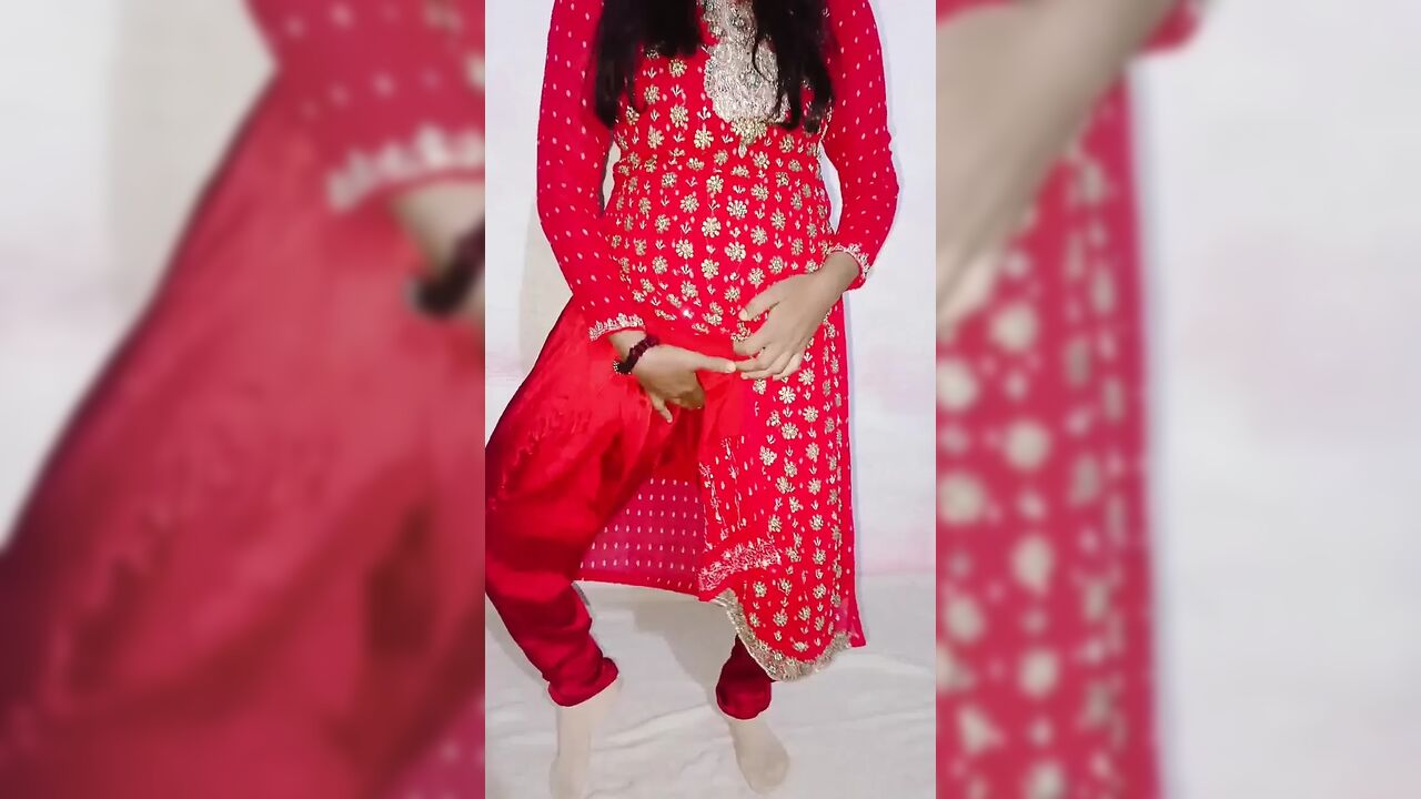 Pakistani teen girl with young boyfriend hard fuck