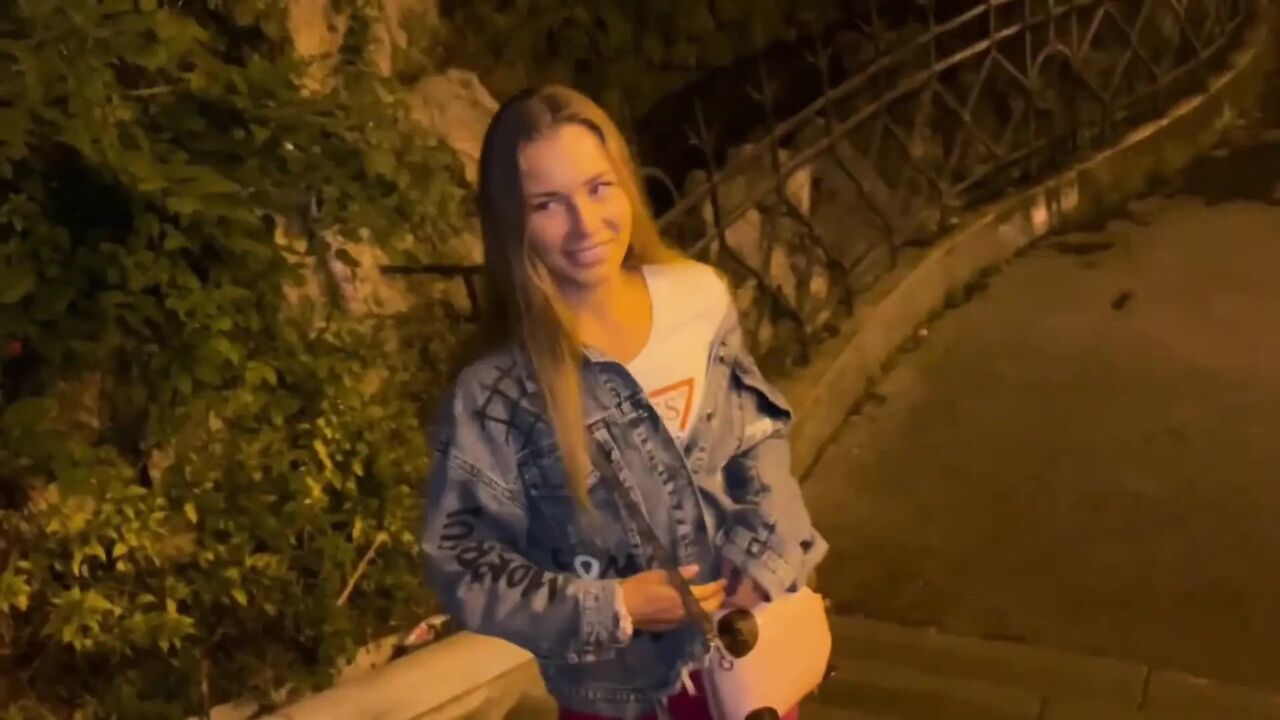 Blowjob on the Street of Budapest