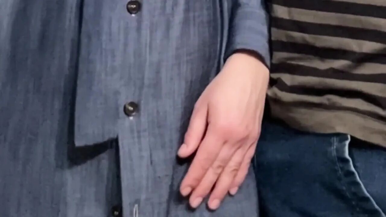 Omg! Old Perv Fingering Best Pussy in Subway