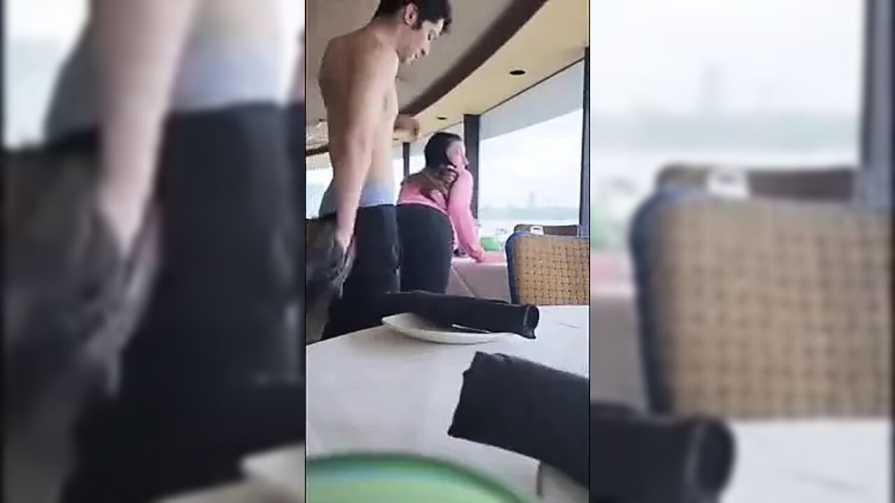 Resturaunt Fuck