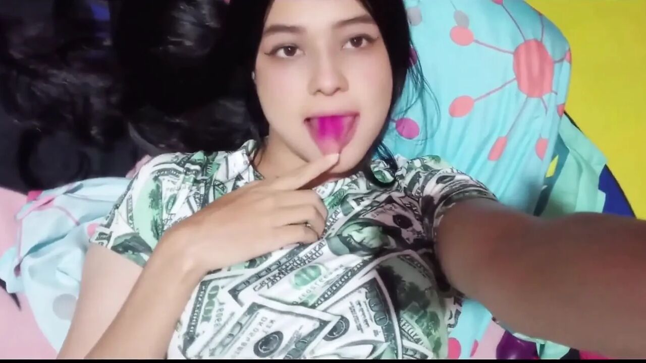 Flirting with Your Best Friend Leads to Sex (real Homemade)
