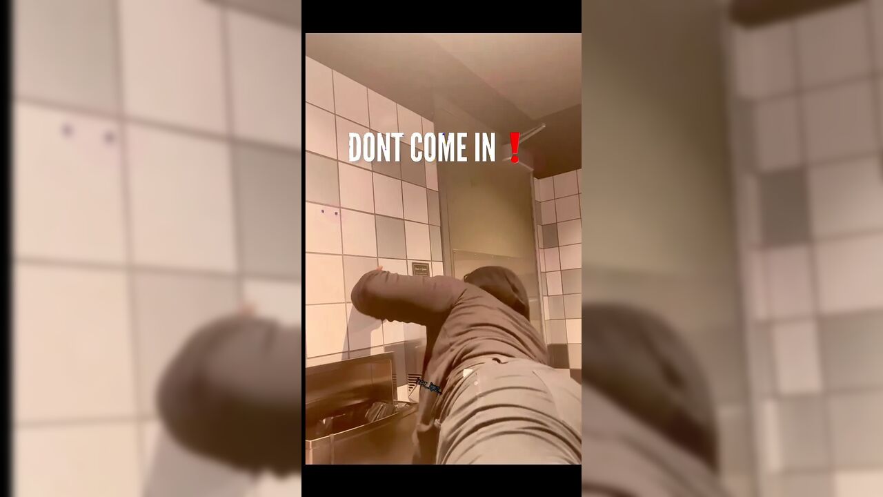 Don’t Come in Here!