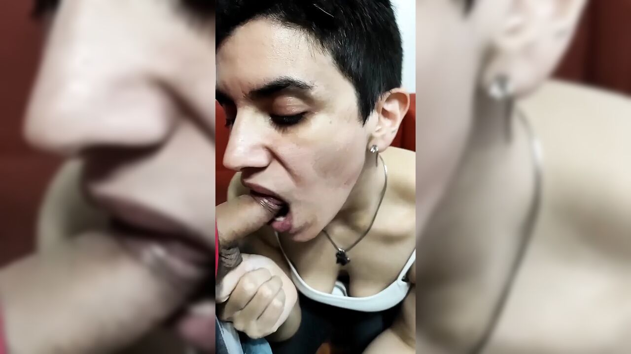 Quickie! Blowjob and Cum on Her Frankfurter! (and Black Jeans)