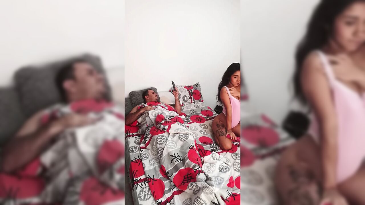 Horny stepdaughter can't stand it and asks her stepdad to fill her pussy