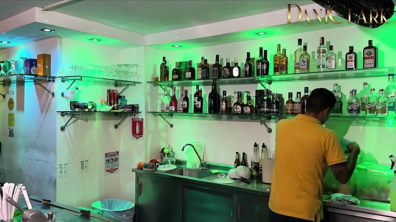 Employee Fucks His Boss's Wife