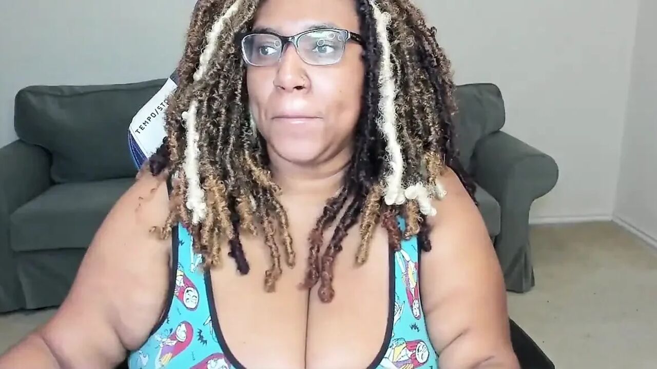 Sucking This Dildo on Webcam