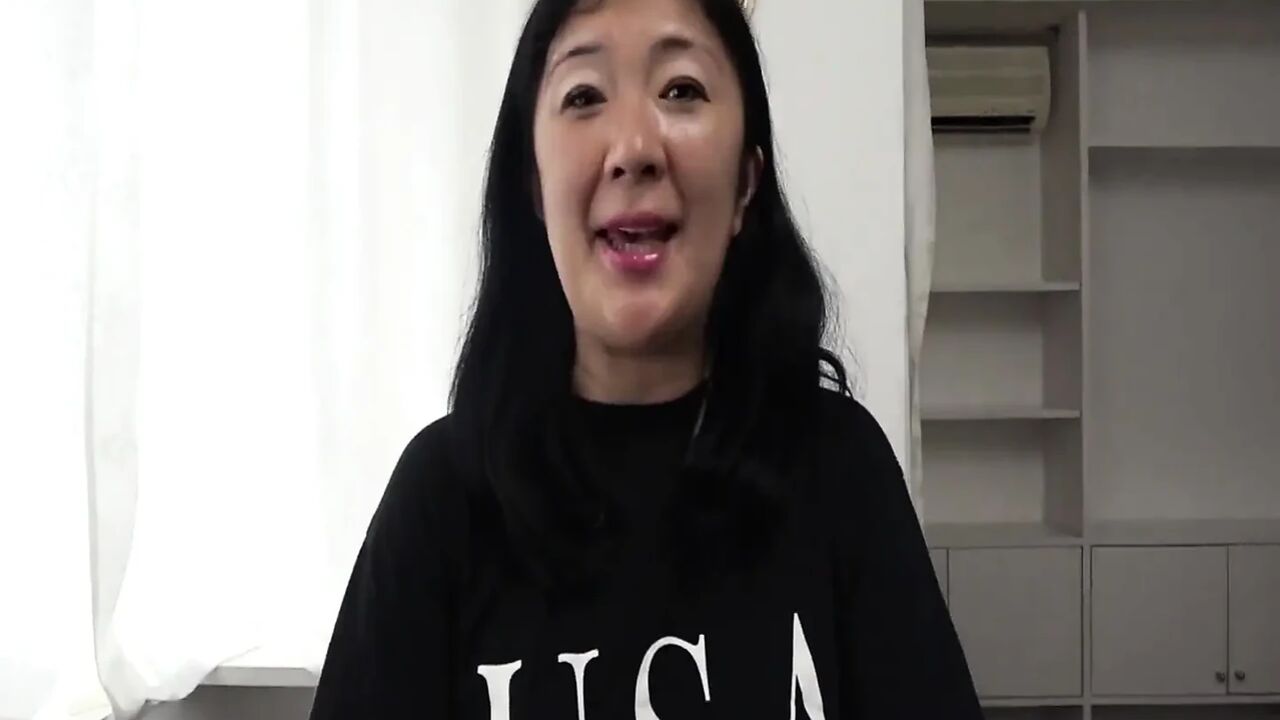 Women I Met on a Dating Site: Chiho Single, Office Worker