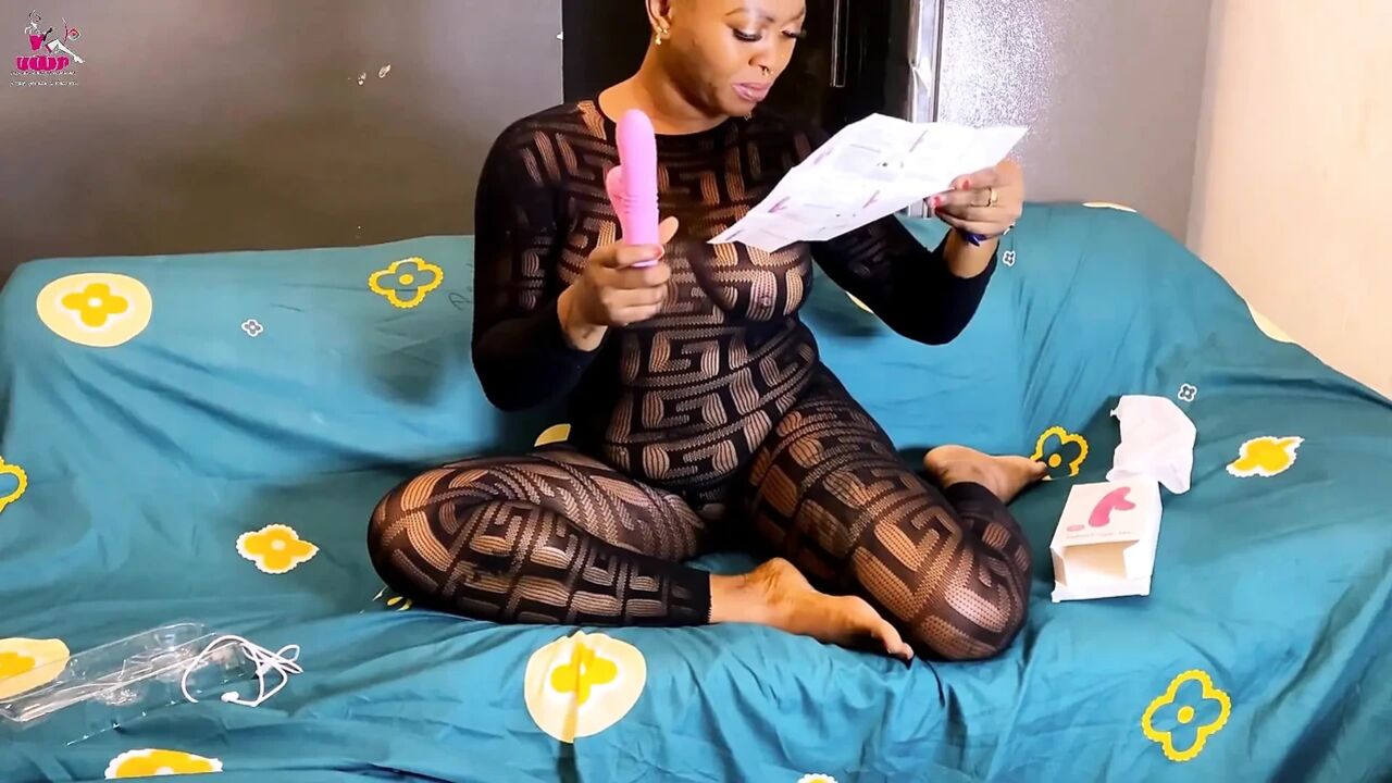 Uglygalz Masturbates