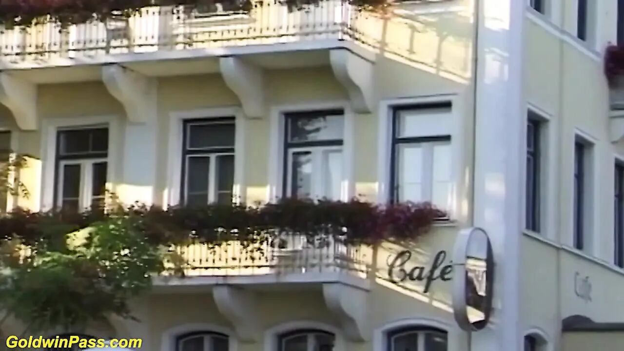 Extreme sexy flexi german milf deep anal fucked