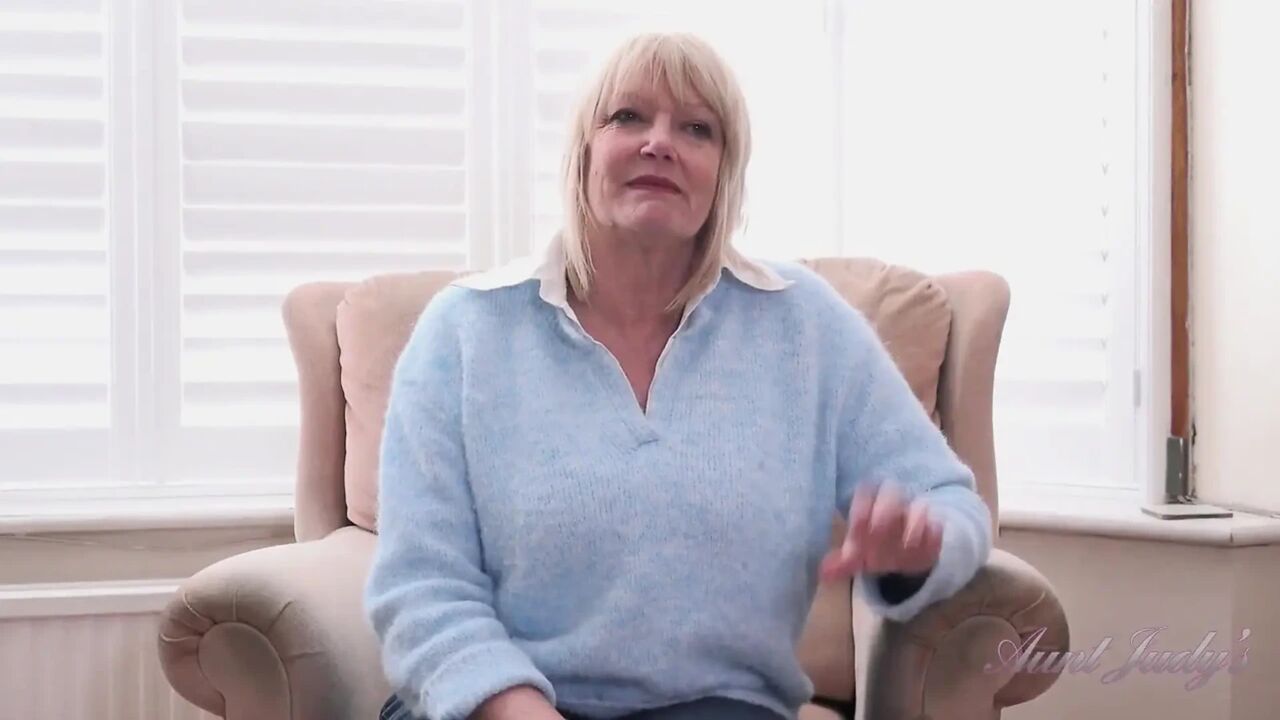 Auntjudys - a Sexy Interview with Busty Mature MILF Mrs. Amy