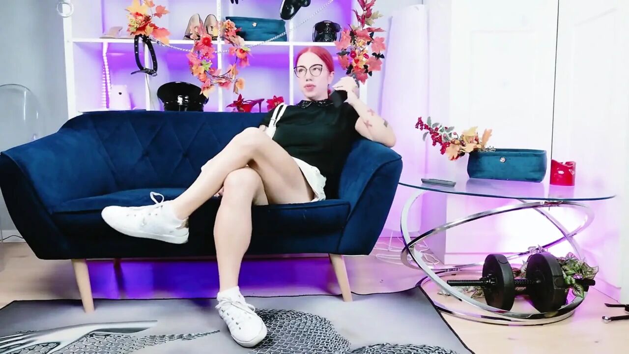 Human Become Latex Fembot for Use HD Mp4