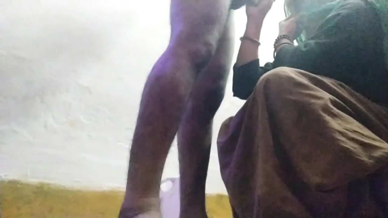 Madharchod Naukrani Ko Malik Ne Choda Gandi Gali Sex Porn Videos