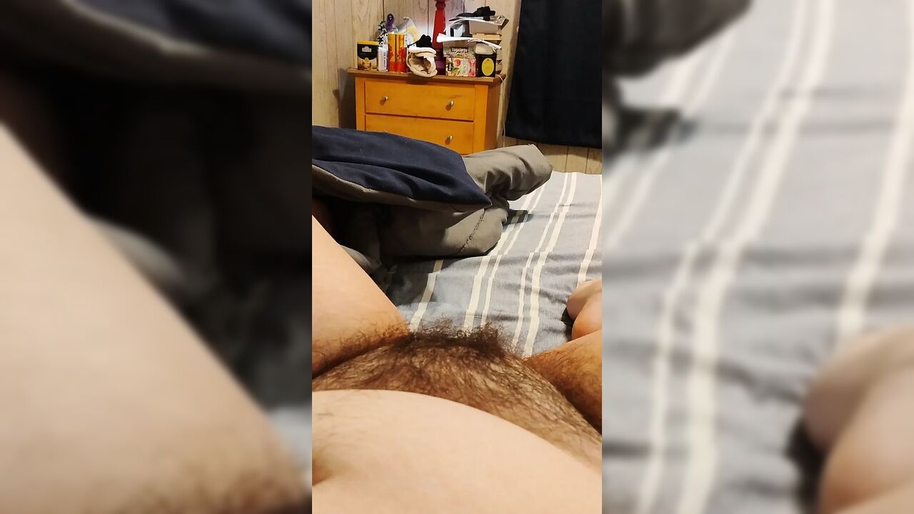 I'm fantasizing about having sex with my girl crush.