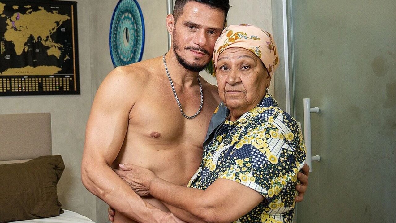 Real 72 Years Old BBW StepMom Deep Ass Fucked
