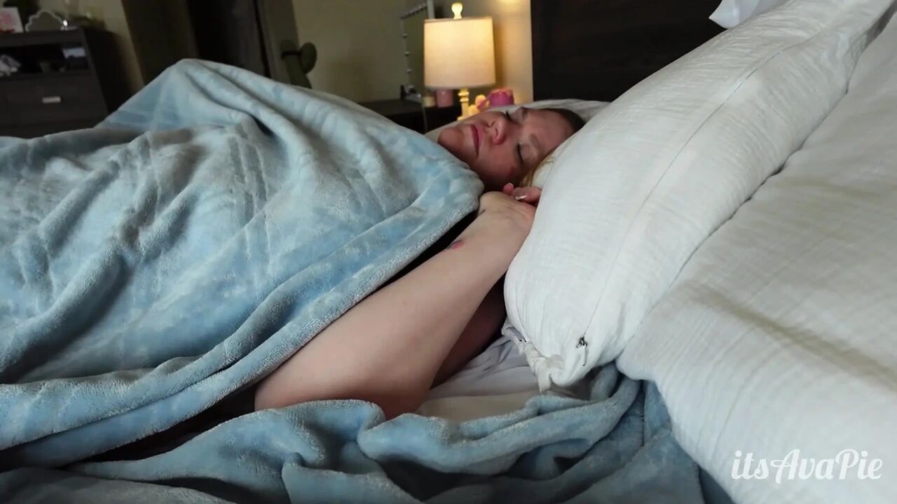 Sensual spooning POV sex BBW MILF