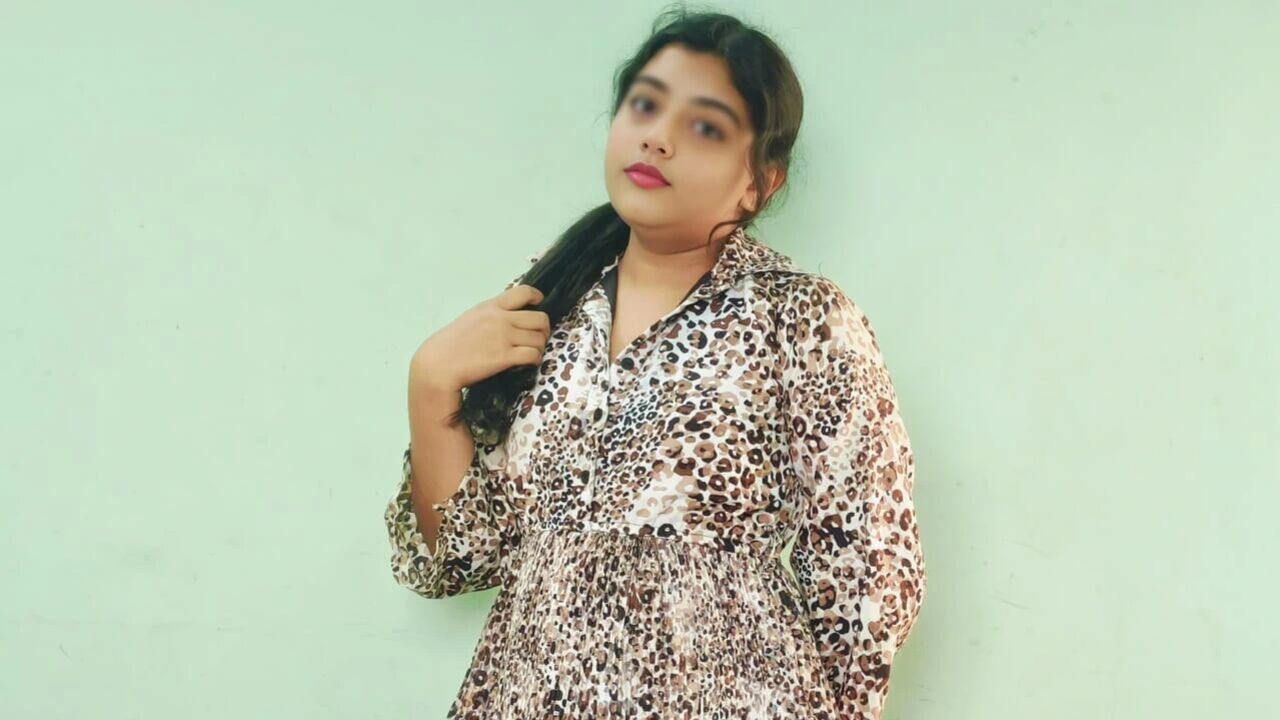 Beautiful Indian Stepsister tight pussy hindi audio sex, desi local hindi MMS beautiful Indian college girl Xxxx