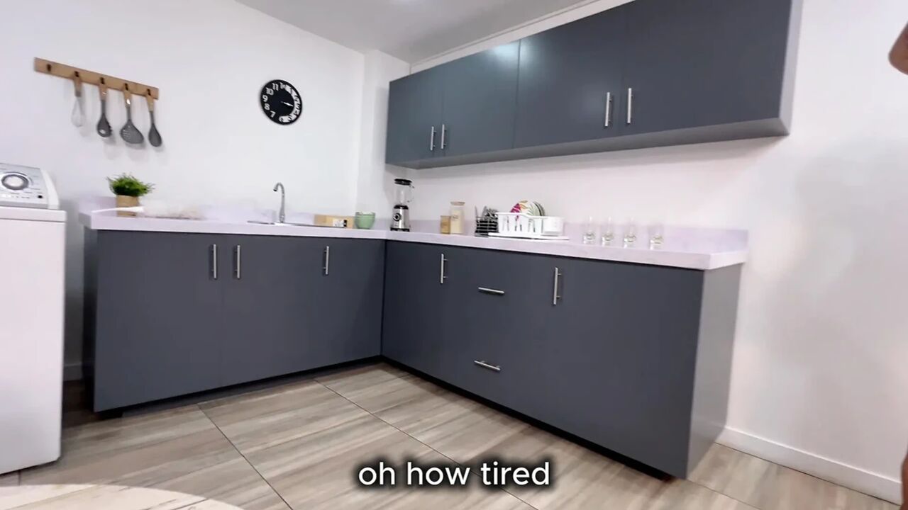 I FUCK MY STEPMOM'S FRIEND IN THE KITCHEN I MAKE HER HAVE AN ORGASM WITH MY HUGE COCK
